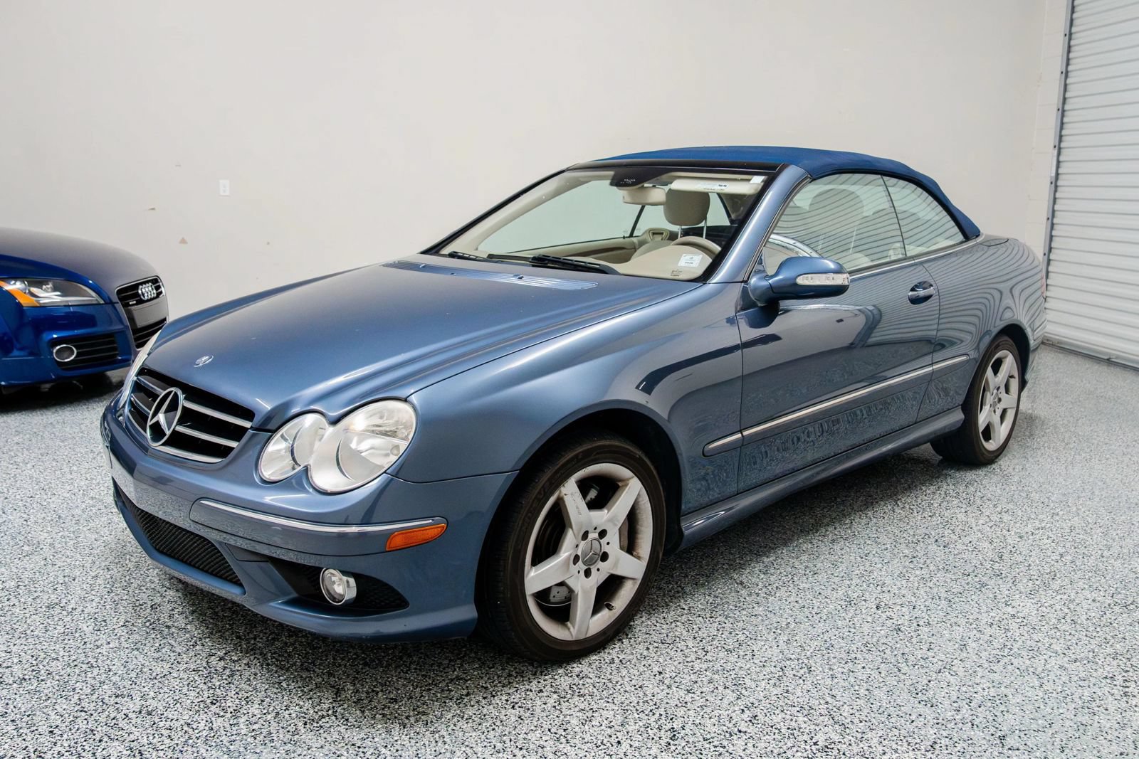 Used 2007 Mercedes-Benz CLK 550 Cabriolet image 1