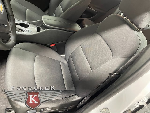 Used 2023 Chevrolet Malibu LT image 12