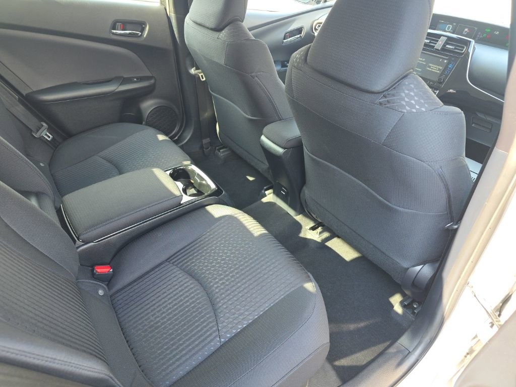 Certified 2018 Toyota Prius Prime Plus image 17