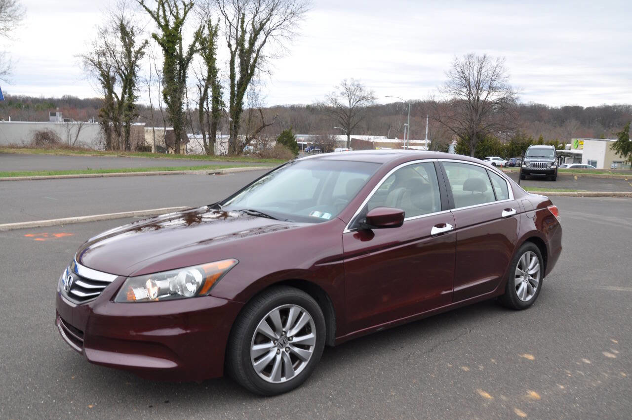 Used 2011 Honda Accord EX-L image 1