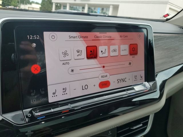 New 2026 Volkswagen Atlas SEL Premium R-Line image 30