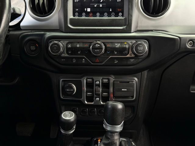 Used 2019 Jeep Wrangler Unlimited Sport AWD/4WD image 26