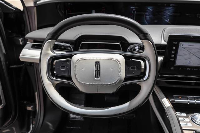Used 2024 Lincoln Nautilus Black Label w/ Jet Appearance Package (87T) AWD/4WD image 13