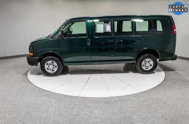 Used 2015 Chevrolet Express 2500 image 28