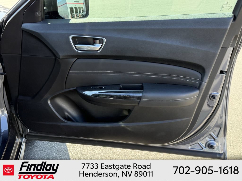 Used 2018 Acura TLX V6 w/ Technology Package FWD image 16