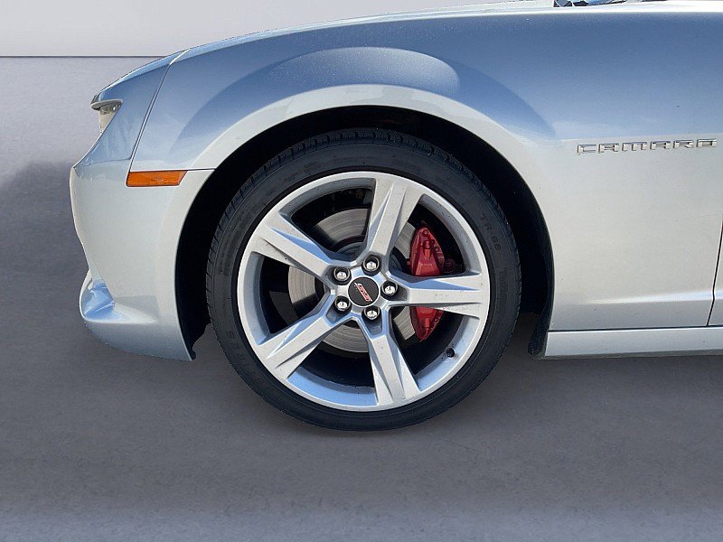 Used 2014 Chevrolet Camaro SS image 13
