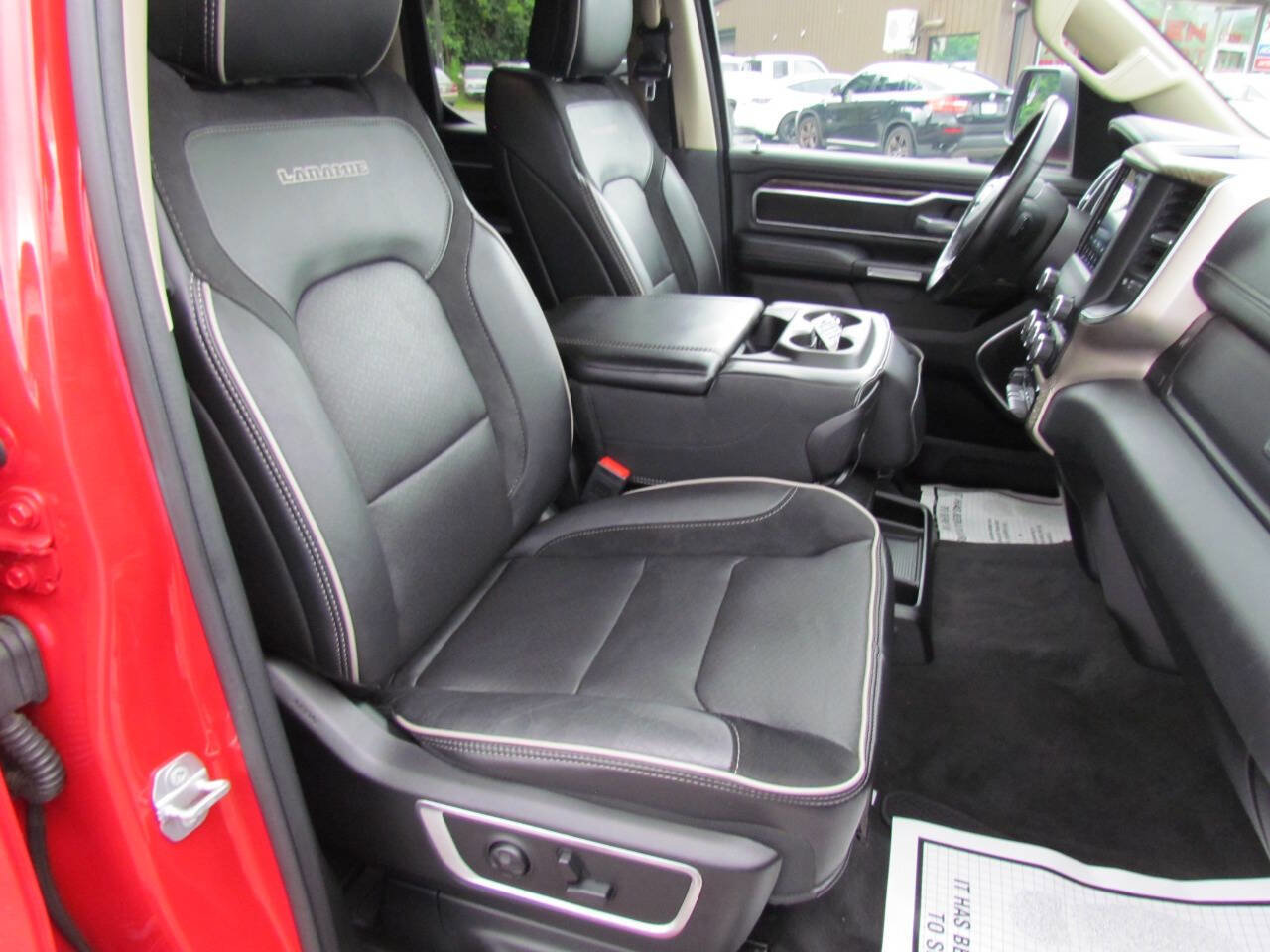 Used 2019 RAM 1500 Laramie image 18