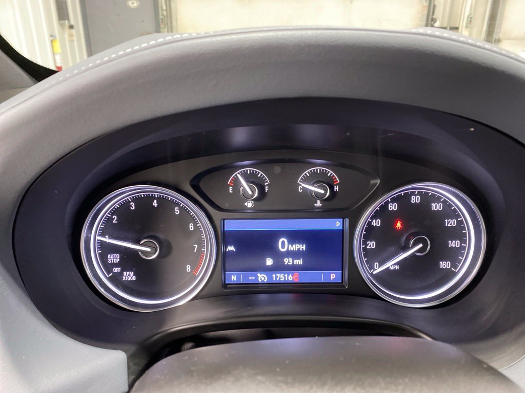 Used 2024 Buick Enclave Essence w/ Sport Touring Edition AWD/4WD image 37