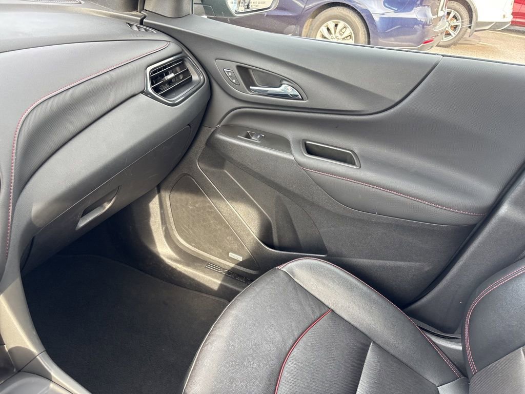 Certified 2023 Chevrolet Equinox RS w/ RS Leather Package image 28