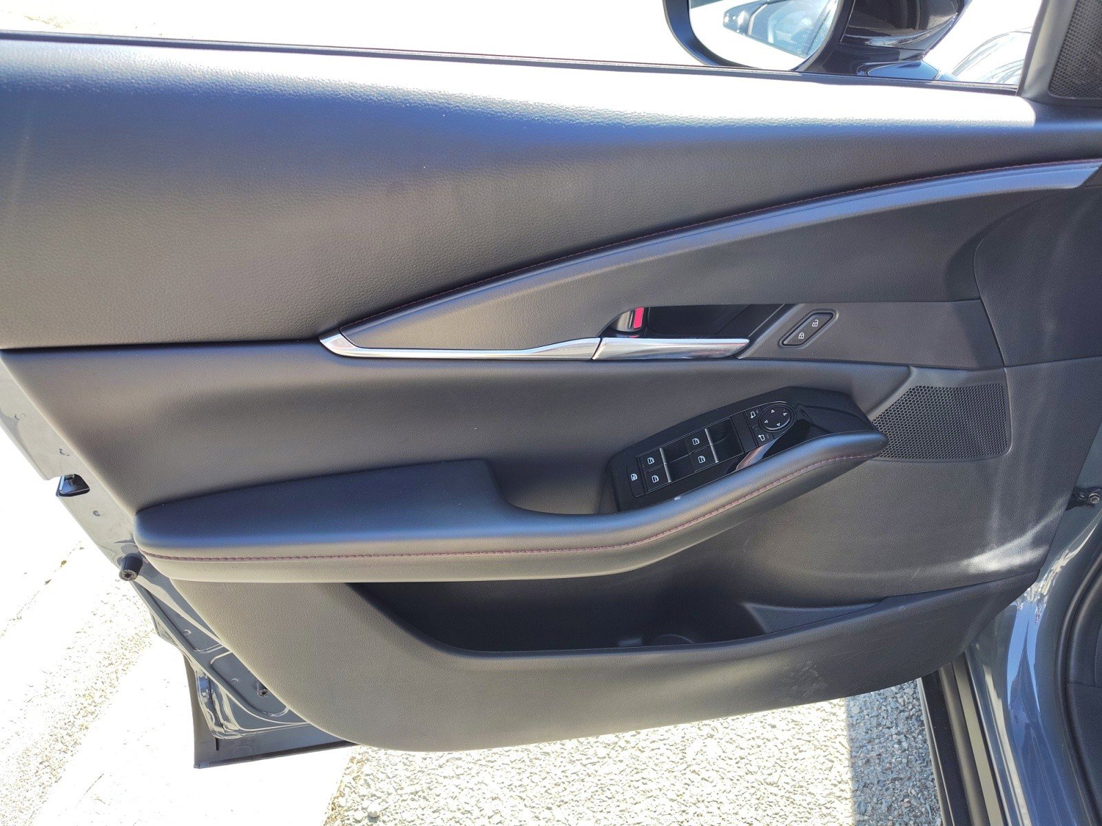 Used 2024 MAZDA CX-30 AWD 2.5 S w/ Preferred Package image 21