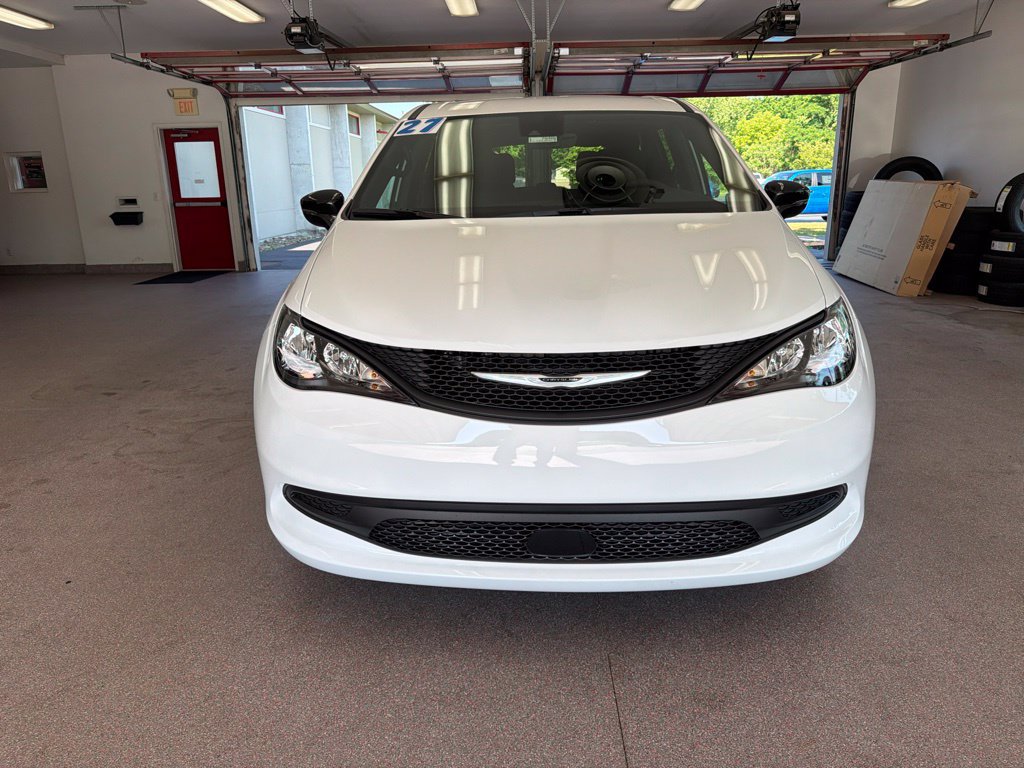 New 2027 Chrysler Pacifica LX FWD image 2