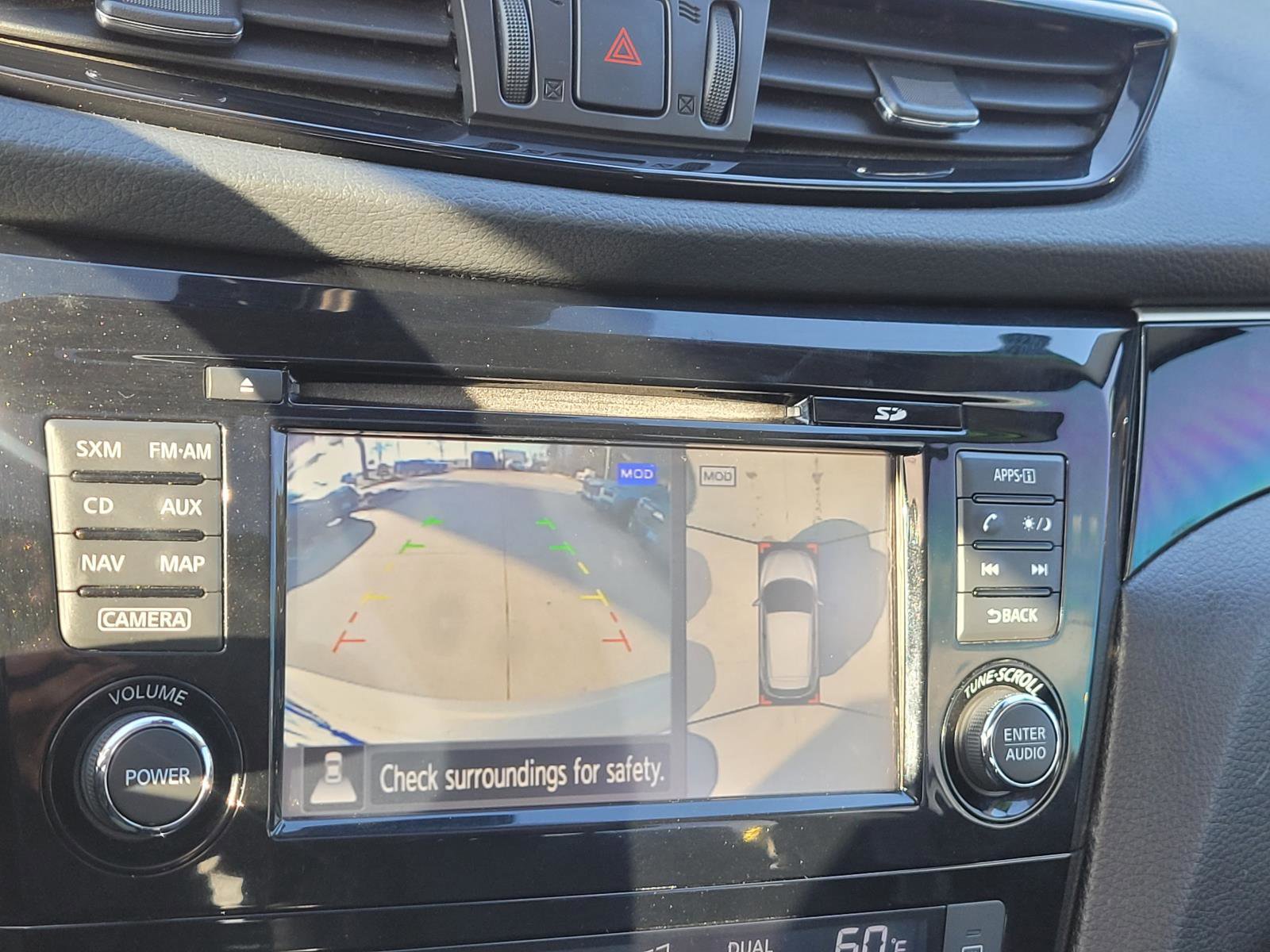 Used 2017 Nissan Rogue Sport SL w/ SL Premium Package image 10