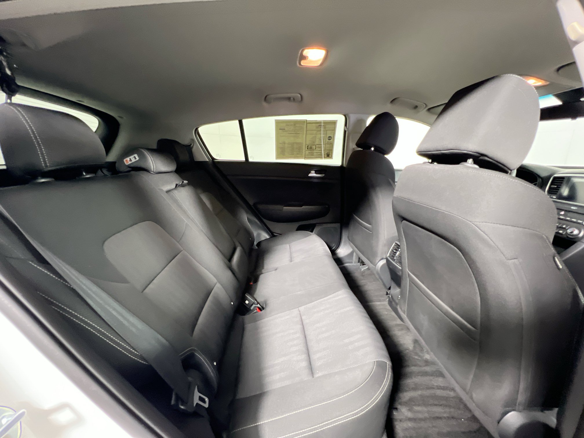Used 2020 Kia Sportage LX FWD image 33