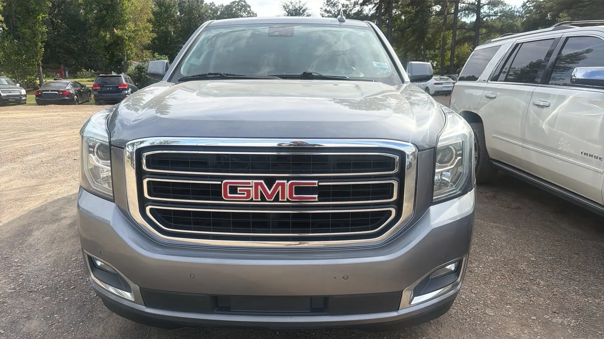 Used 2019 GMC Yukon SLT w/ Open Road Package AWD/4WD image 2