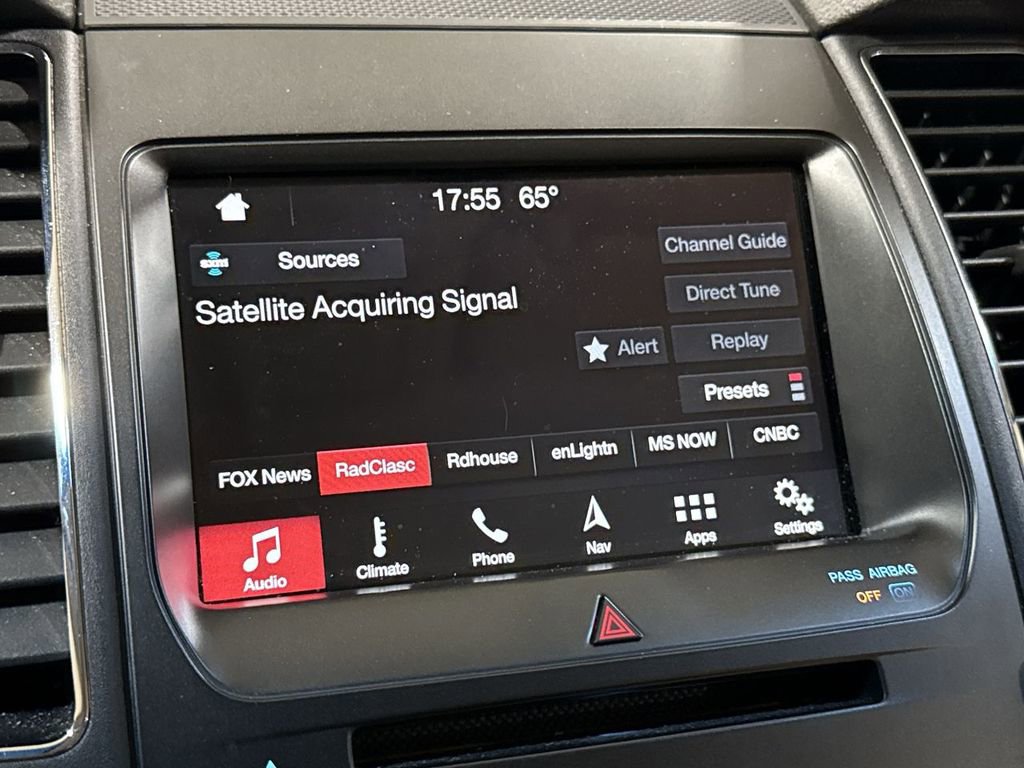 Used 2018 Ford Taurus SEL w/ Equipment Group 201A image 14