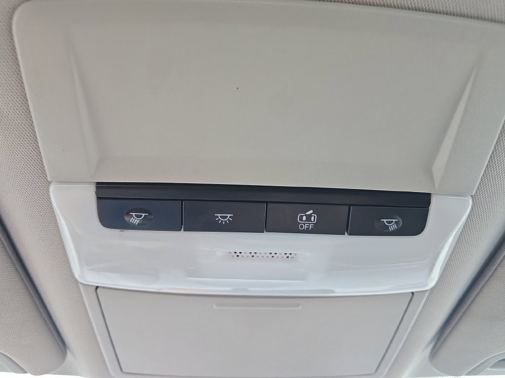 Used 2023 Nissan Altima 2.5 SV AWD/4WD image 32