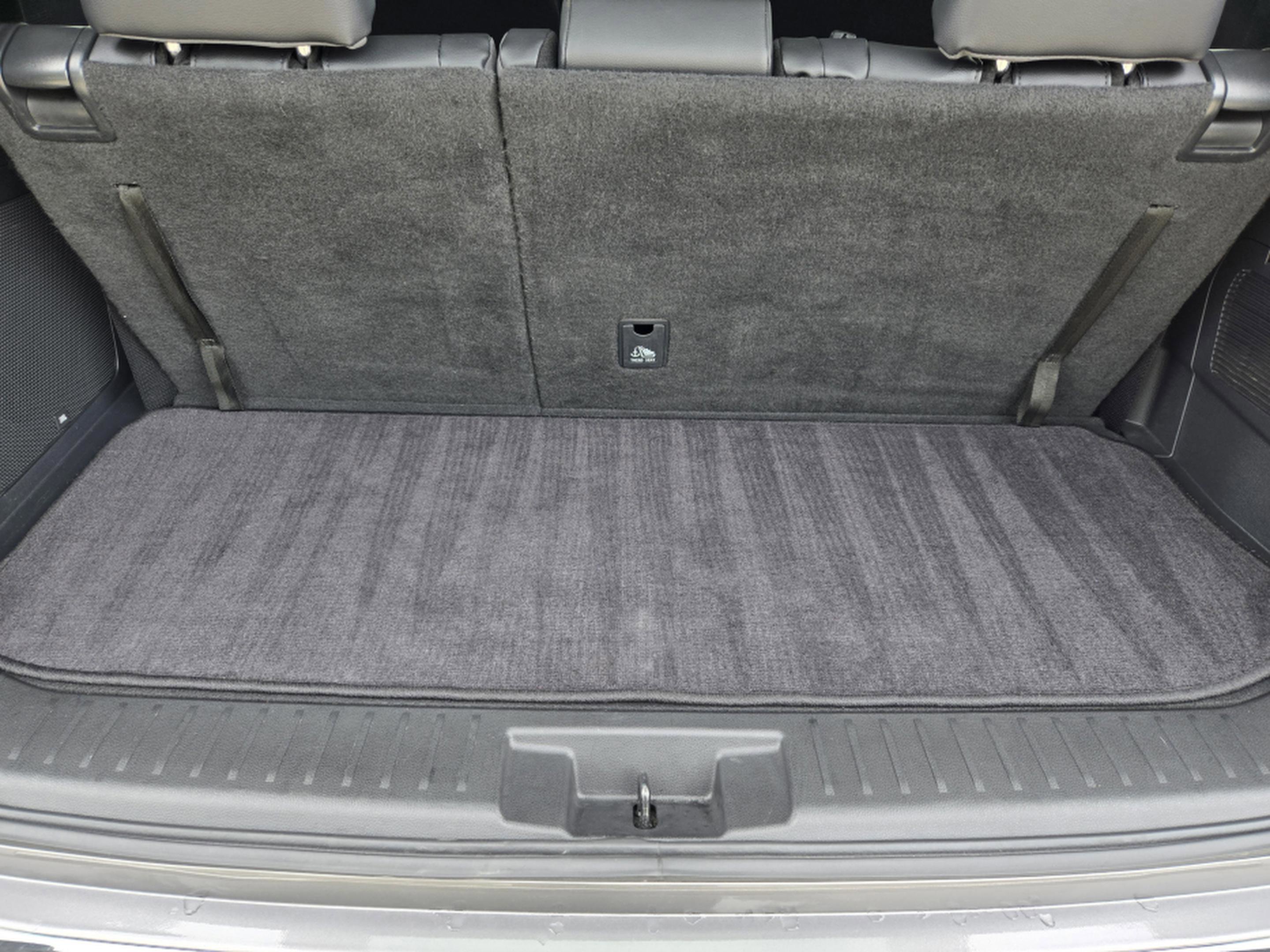 Used 2025 Toyota Highlander Platinum AWD/4WD image 31
