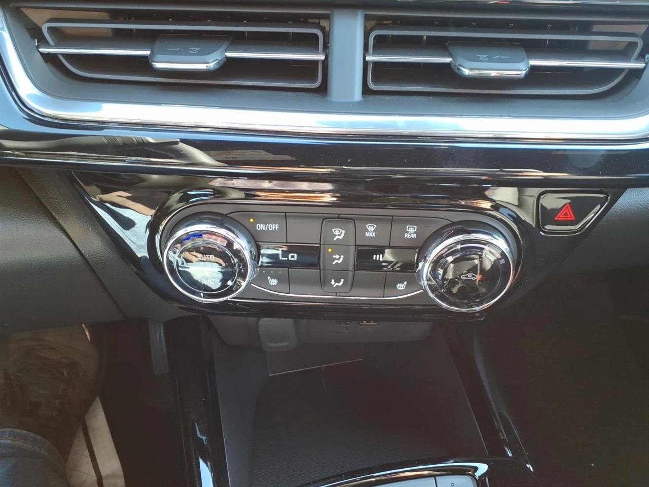 New 2026 Chevrolet Trax RS image 15