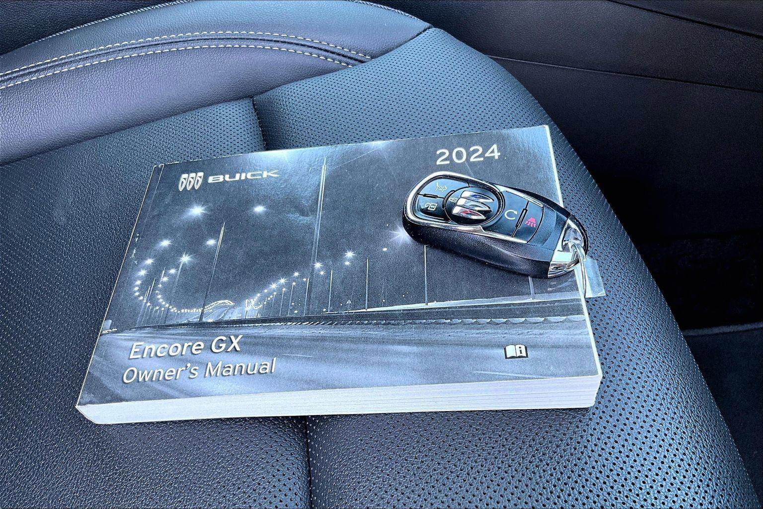 Used 2024 Buick Encore GX Sport Touring w/ Experience Buick Package AWD/4WD image 12