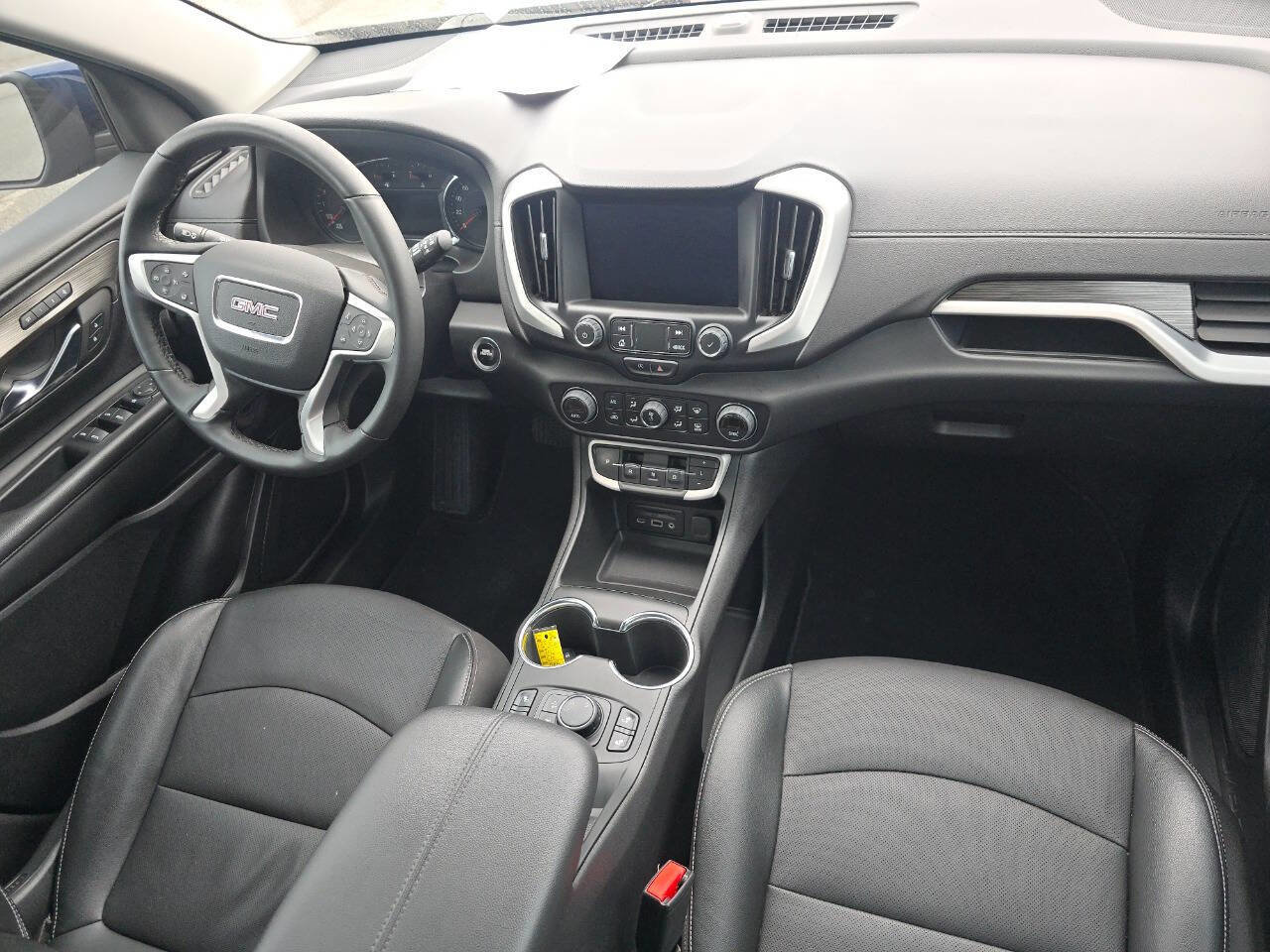 Used 2023 GMC Terrain SLT image 12