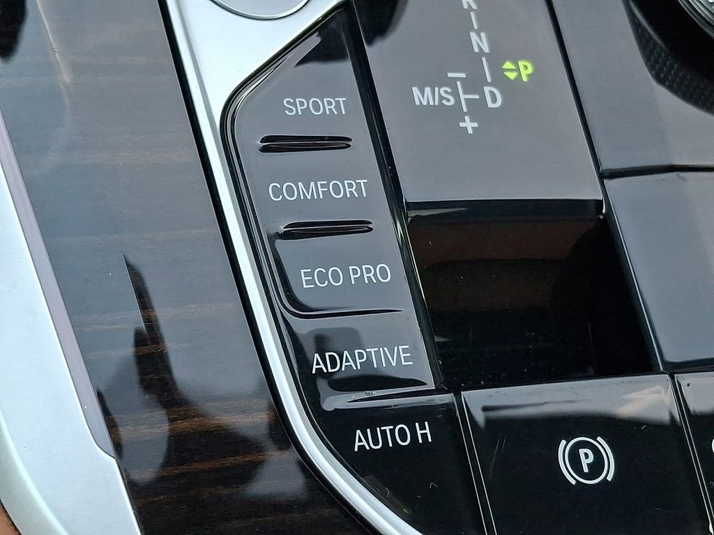 Used 2021 BMW X5 xDrive40i w/ Premium Package image 21