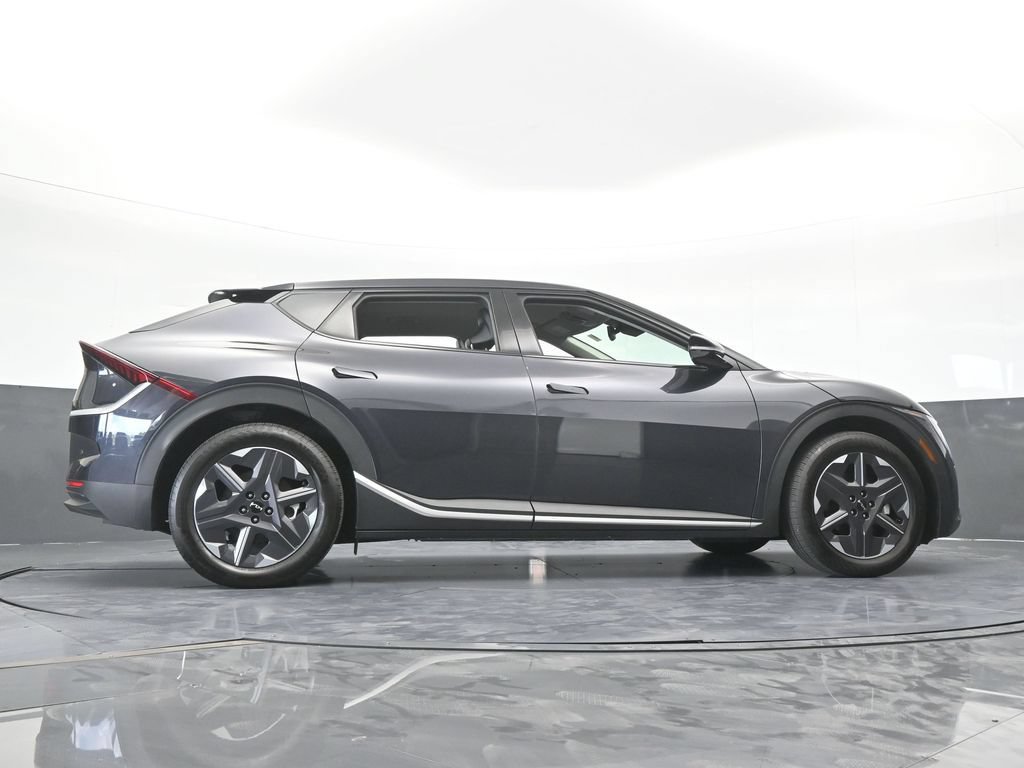 Used 2025 Kia EV6 Light RWD image 59