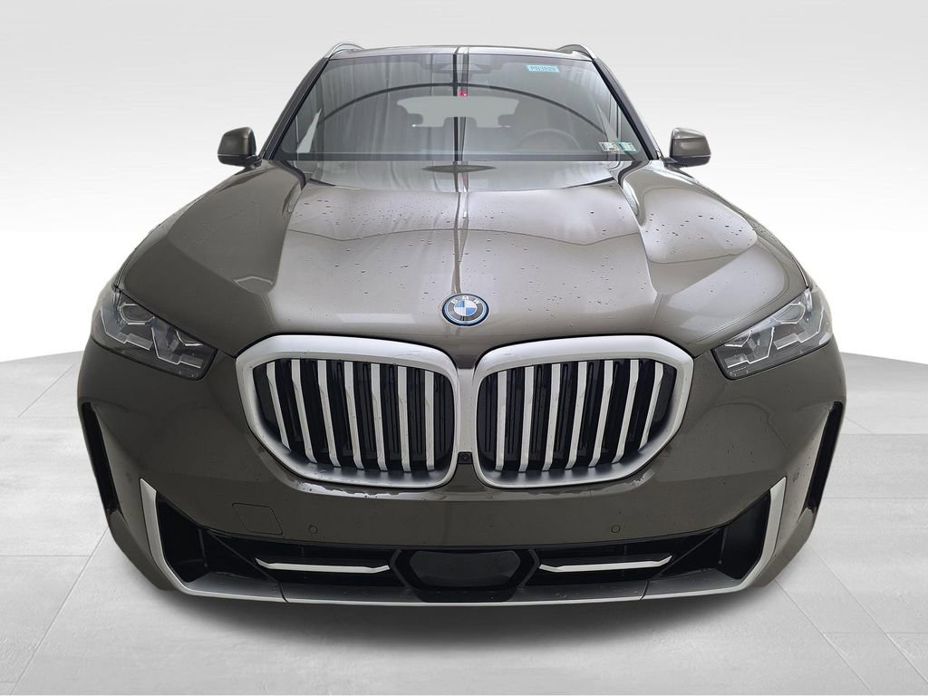 New 2026 BMW X5 xDrive50e AWD/4WD image 3