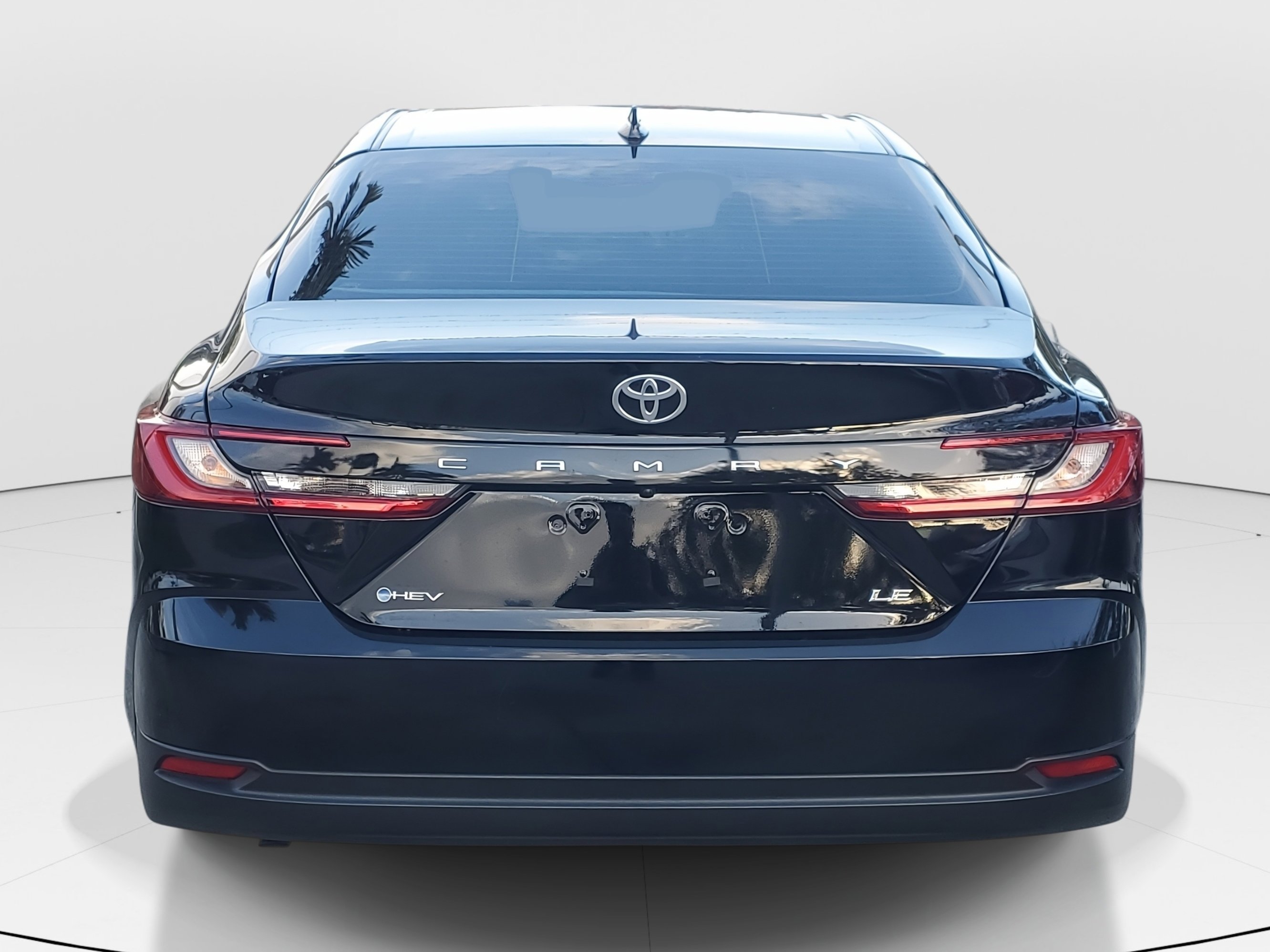 Certified 2025 Toyota Camry LE image 4