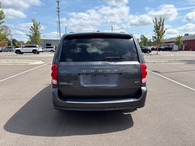Used 2020 Dodge Grand Caravan SXT FWD image 4