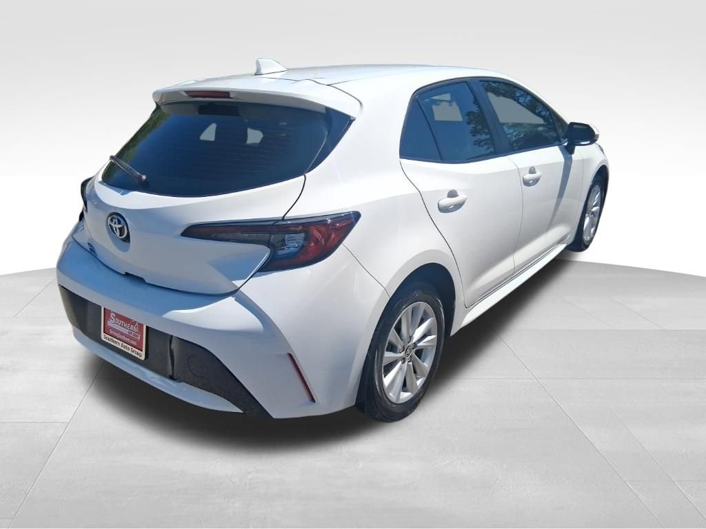 Used 2023 Toyota Corolla SE image 5