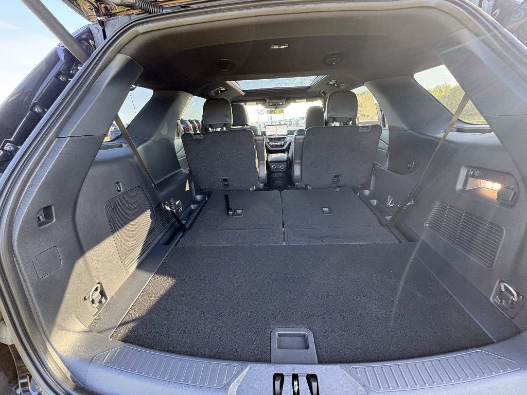 New 2026 Ford Explorer ST-Line AWD/4WD image 15