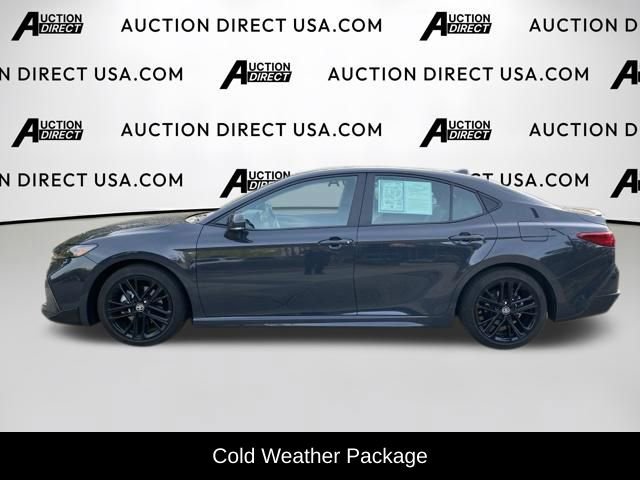 Used 2025 Toyota Camry SE w/ Convenience Package image 3