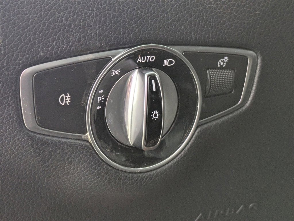 Used 2018 Mercedes-Benz E 300 image 15