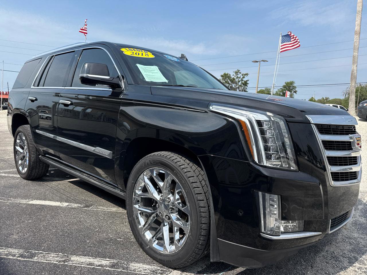 Used 2018 Cadillac Escalade Premium Luxury AWD/4WD image 7
