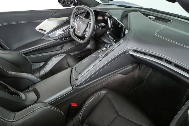 Used 2025 Chevrolet Corvette Stingray Preferred Conv RWD image 27