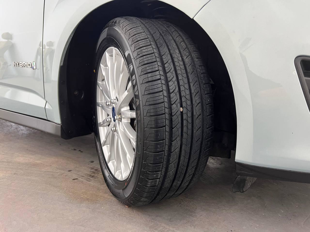 Used 2013 Ford C-MAX SEL image 27