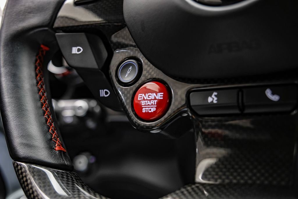 Used 2019 Ferrari 812 Superfast RWD image 23