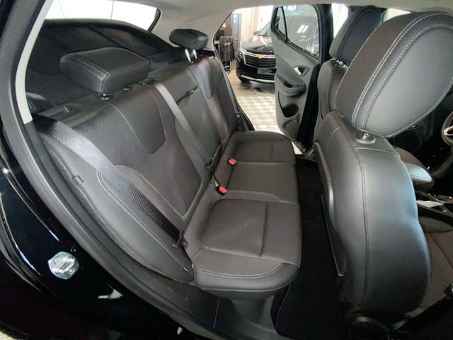 Used 2023 Buick Encore GX Select w/ Sport Touring Package FWD image 11