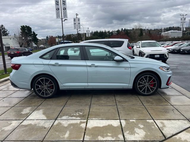 Used 2025 Volkswagen Jetta GLI Autobahn image 4