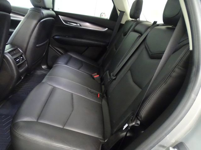 Used 2018 Cadillac XT5 Luxury w/ Driver Awareness Package AWD/4WD image 4