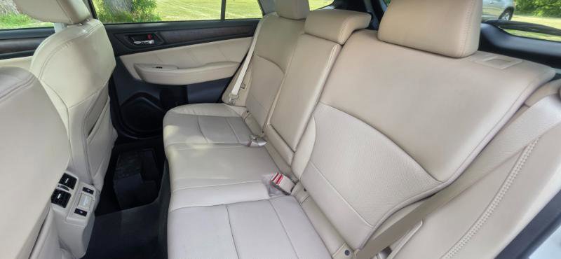 Used 2018 Subaru Outback 2.5i Limited image 40