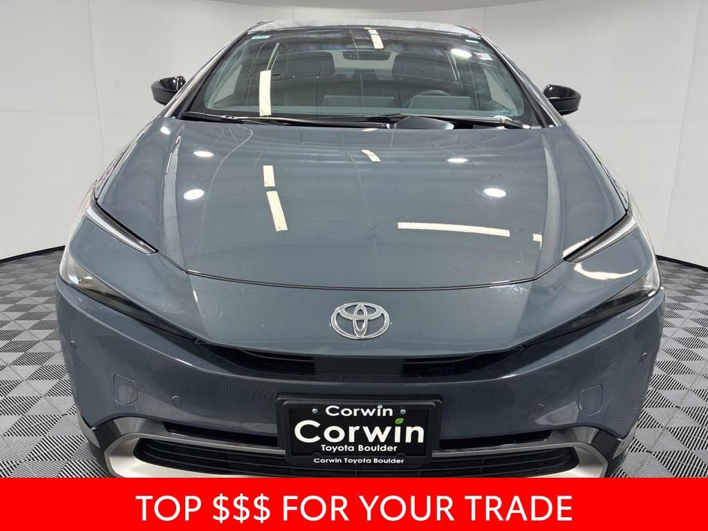 Used 2025 Toyota Prius Plug-In Hybrid FWD video 2