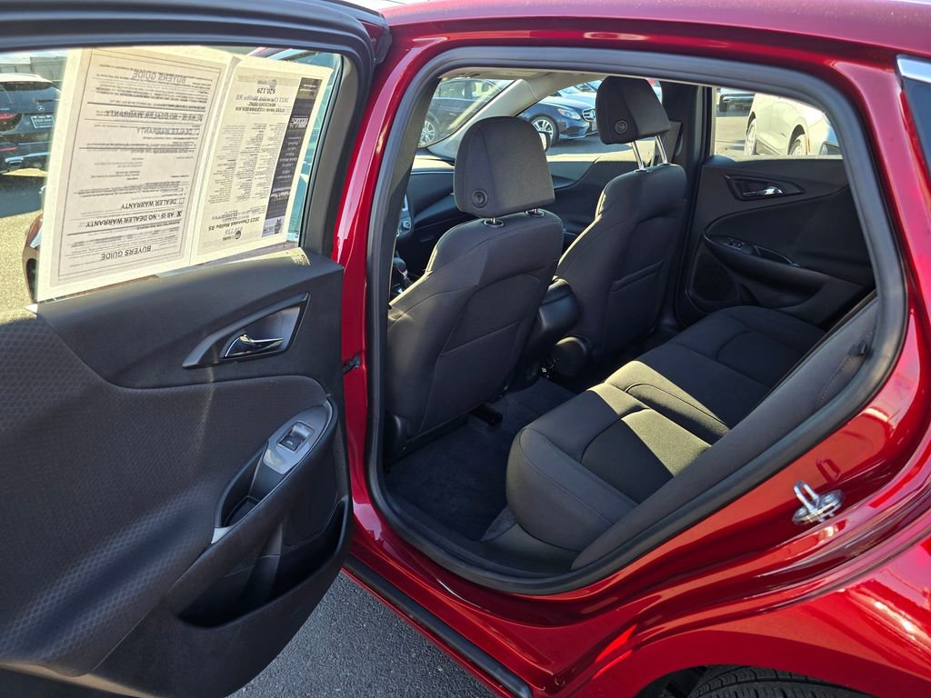 Used 2023 Chevrolet Malibu RS w/ LPO, Floor Liner Package image 15