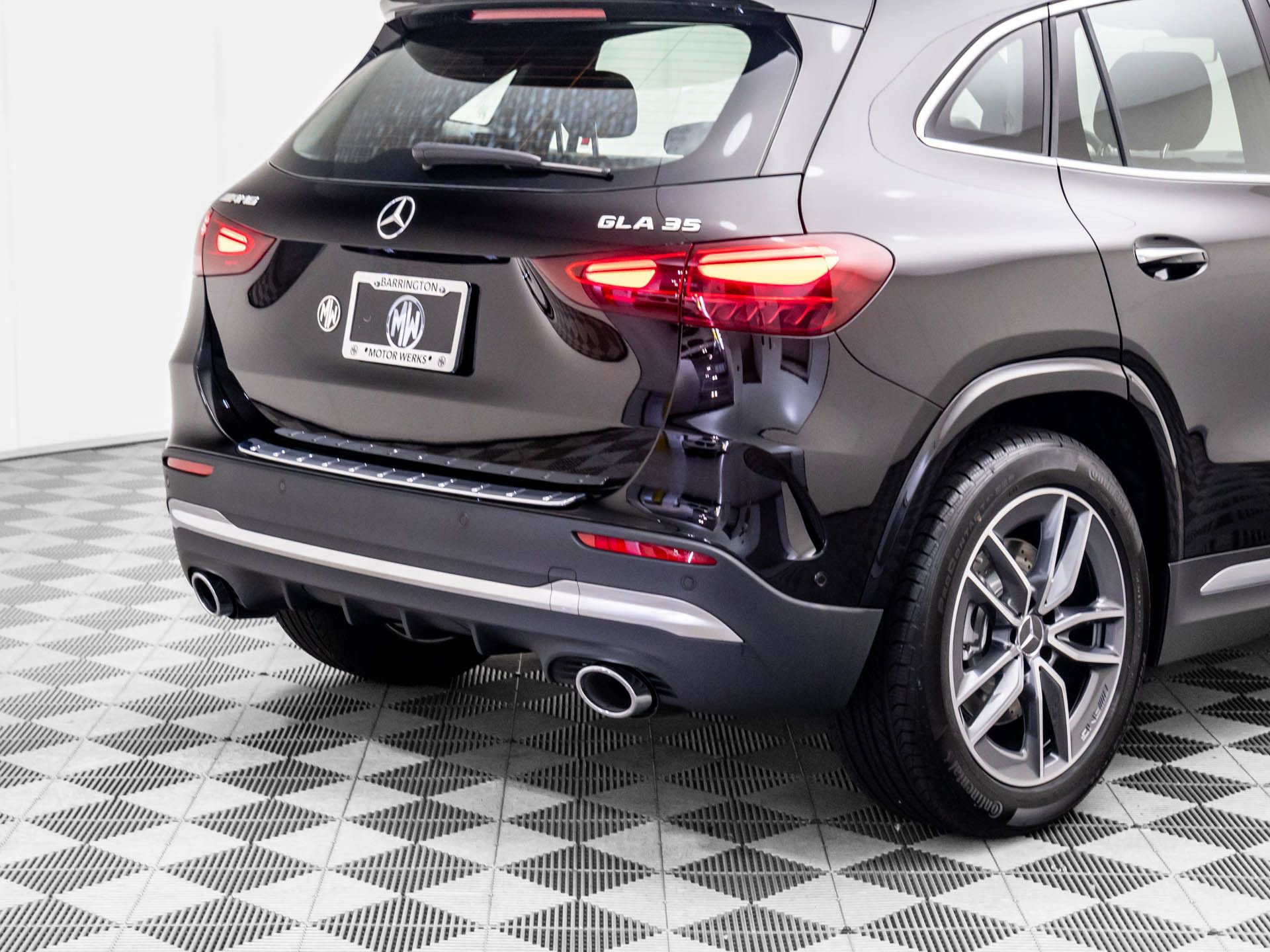 New 2026 Mercedes-Benz GLA 35 AMG 4MATIC image 37