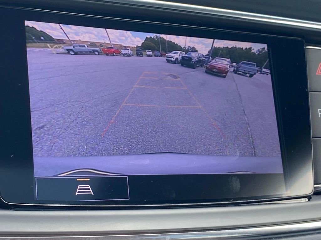 Used 2022 Buick Enclave Essence w/ Experience Buick Package image 23