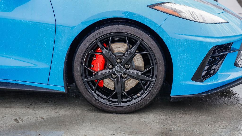 Used 2021 Chevrolet Corvette Stingray Premium Conv w/ Z51 Performance Package image 11