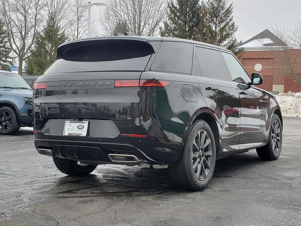 New 2026 Land Rover Range Rover Sport Dynamic SE image 5