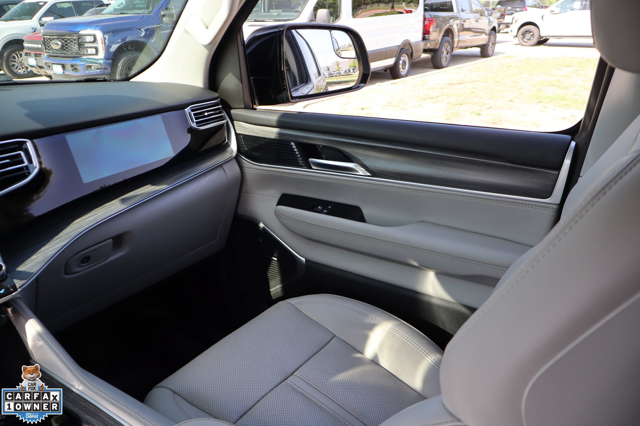 Used 2023 Jeep Wagoneer Series III w/ Convenience Group I RWD image 22