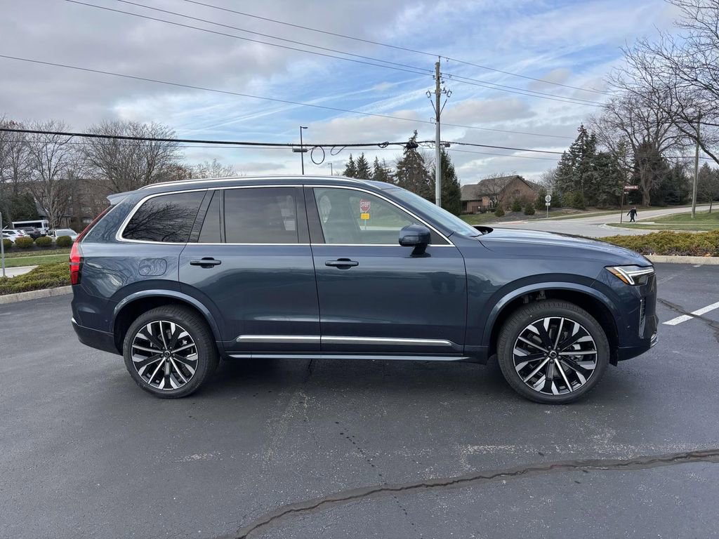 New 2026 Volvo XC90 B6 Plus image 8