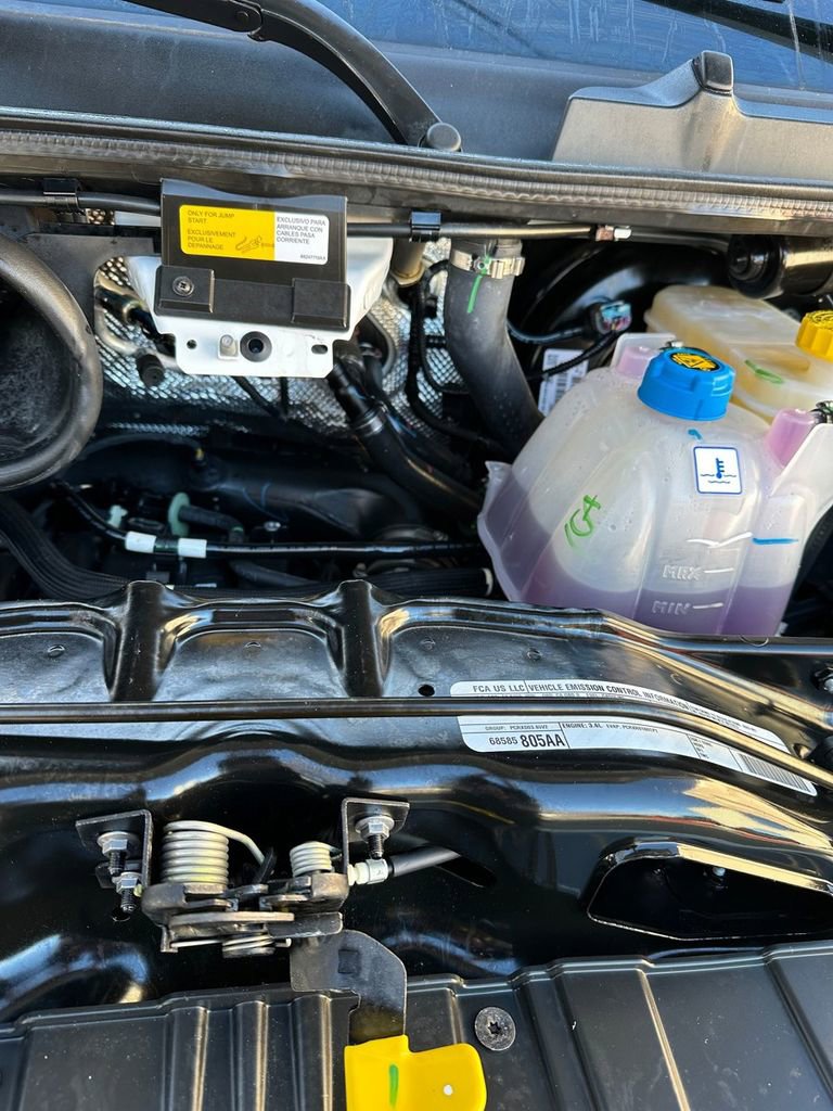 Used 2023 RAM ProMaster 2500 image 7